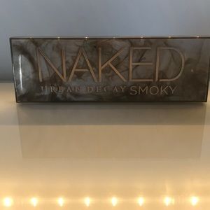 NAKED smoky palette